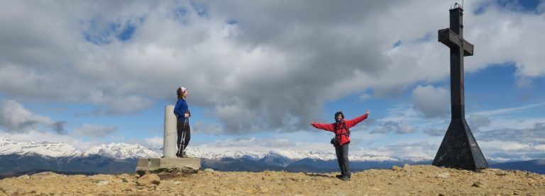 Peña Oroel cima cruz